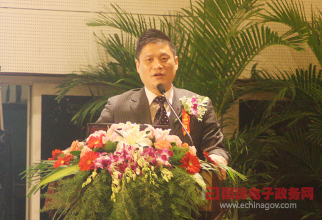 杨冰之：智慧政府及公共服务能力建设探讨
