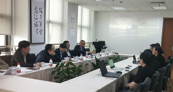 舟山市常务副市长许小月一行莅临舟山球王会体育官方网站集团座谈交流